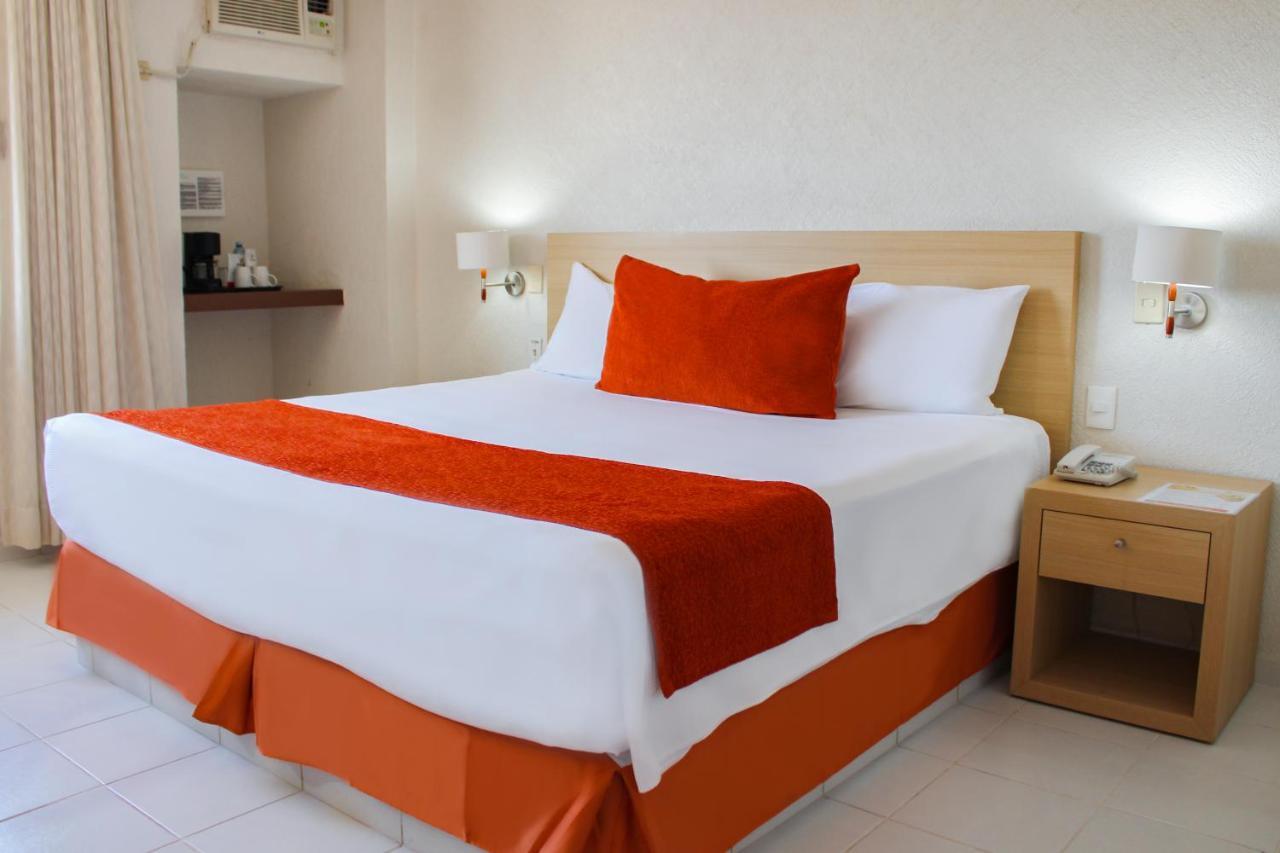 Hotel & Suites Real Del Lago Villahermosa Zewnętrze zdjęcie