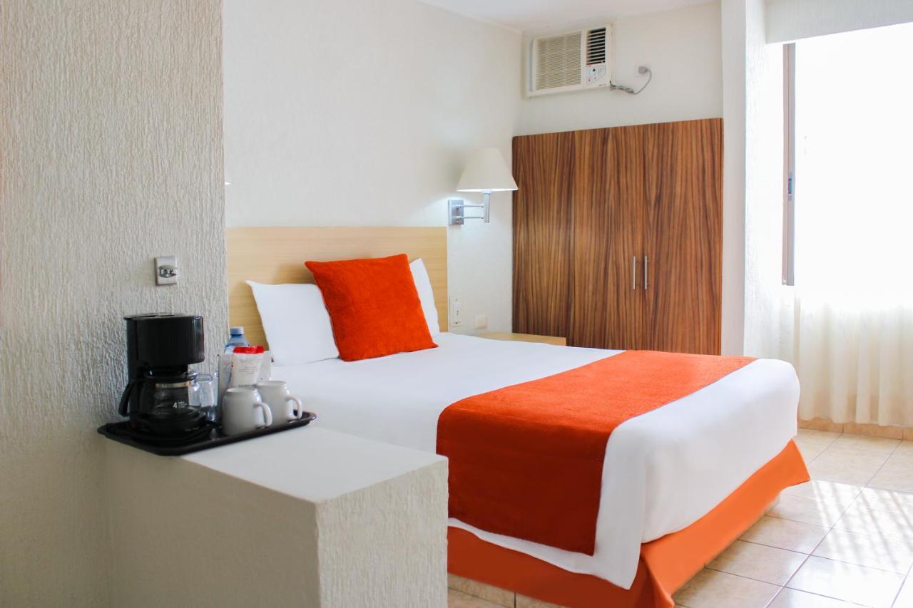 Hotel & Suites Real Del Lago Villahermosa Zewnętrze zdjęcie