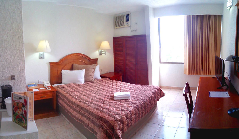 Hotel & Suites Real Del Lago Villahermosa Zewnętrze zdjęcie